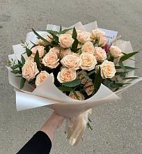 Букет Кремовые розы Латте в Краснокумском