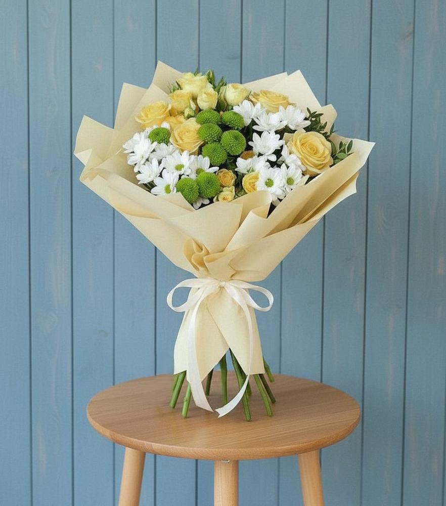 Букет цветов из: Хризантемы и Розы в Краснокумском