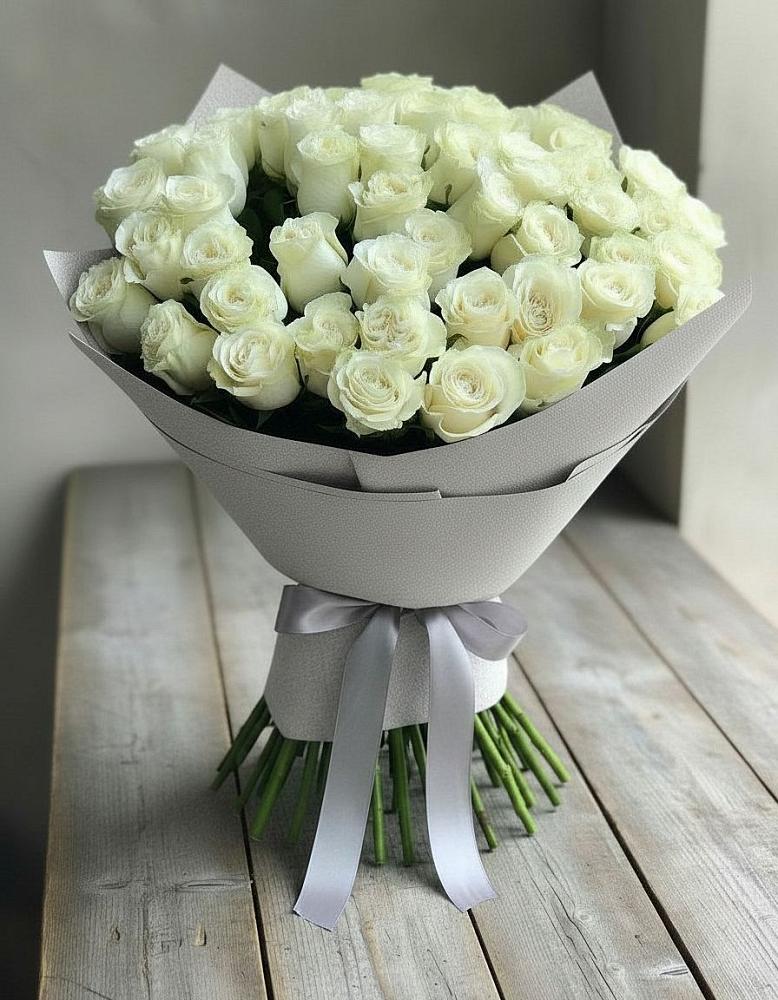 Букет 35 Белых роз в Краснокумском