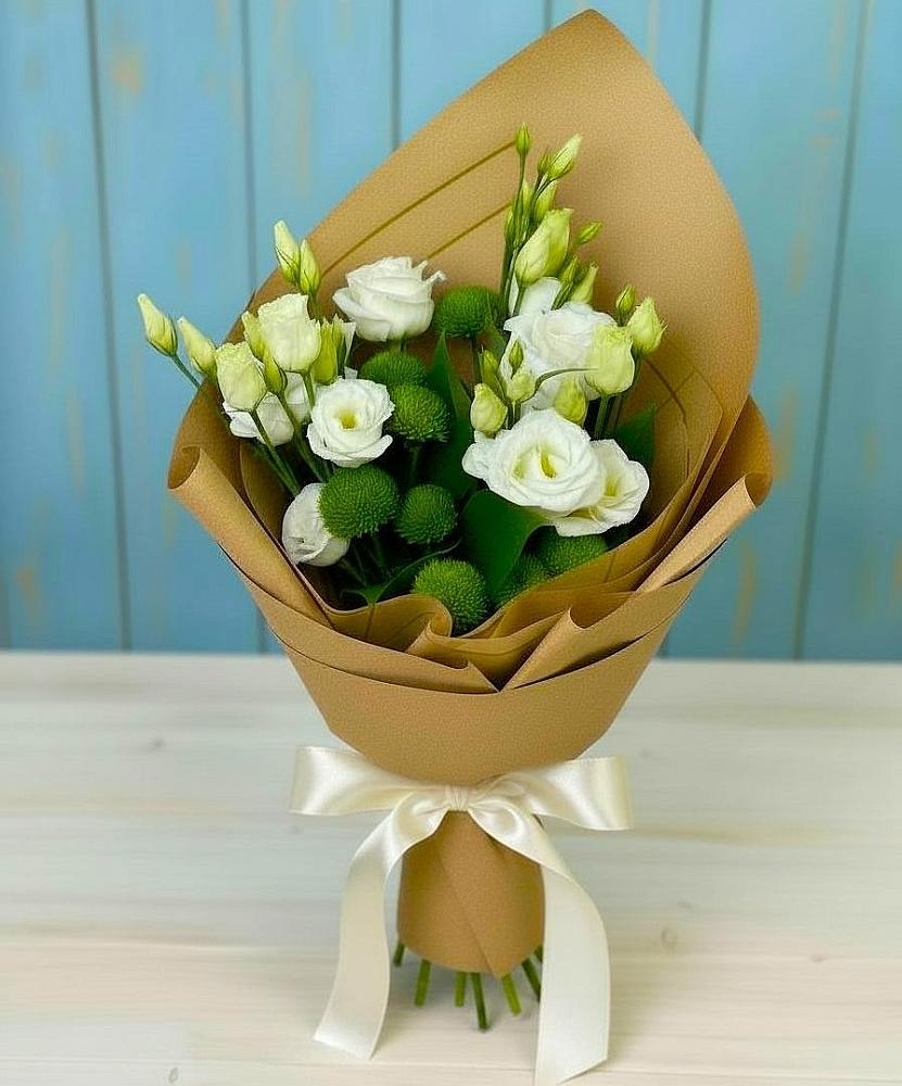 Букет цветов из: Хризантемы и Лизиантусы в Краснокумском