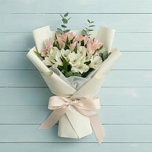 Букет цветов из:  Альстромерии в Краснокумском