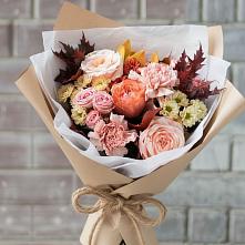 Букет цветов из:  Гвоздики, Хризантемы и Розы в Краснокумском