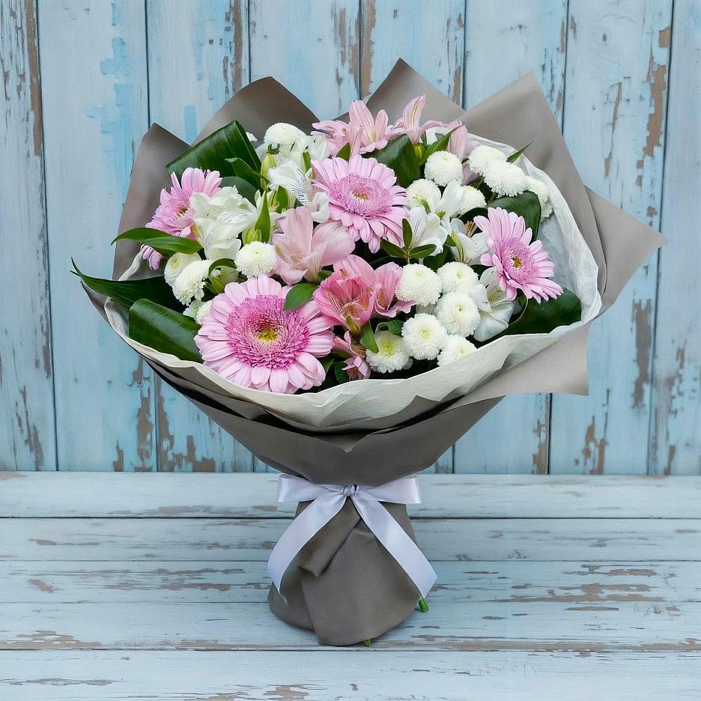 Букет цветов из: Герберы, Альстромерии и Хризантемы в Краснокумском