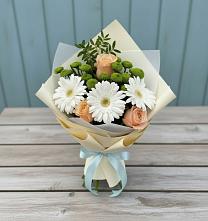 Букет цветов из:  Герберы, Розы и Хризантемы в Краснокумском