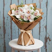 Букет цветов из:  Орхидеи и Розы в Краснокумском